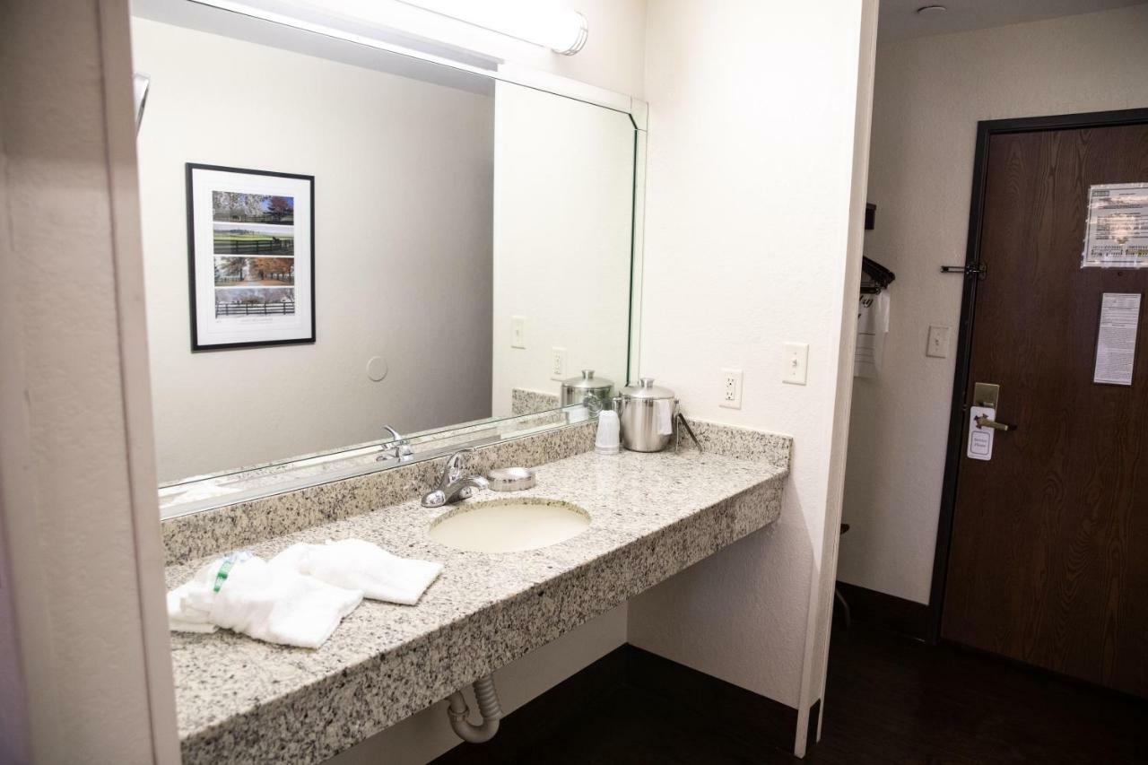 Hatfield Inn Leitchfield Экстерьер фото
